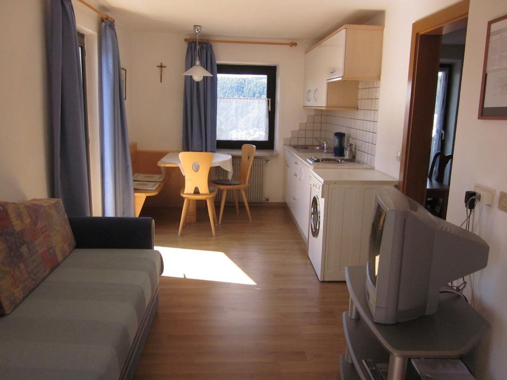 Gasthof Zum Roessl Jenesien Værelse billede